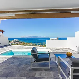 Magnifico Con Vista Panoramica Y Piscina Privada Hébergement de vacances